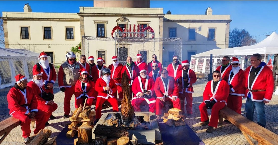 Moliceiro Vespa Clube e Associação Desportiva de Ílhavo organizaram Desfile de Pai Natal em duas rodas