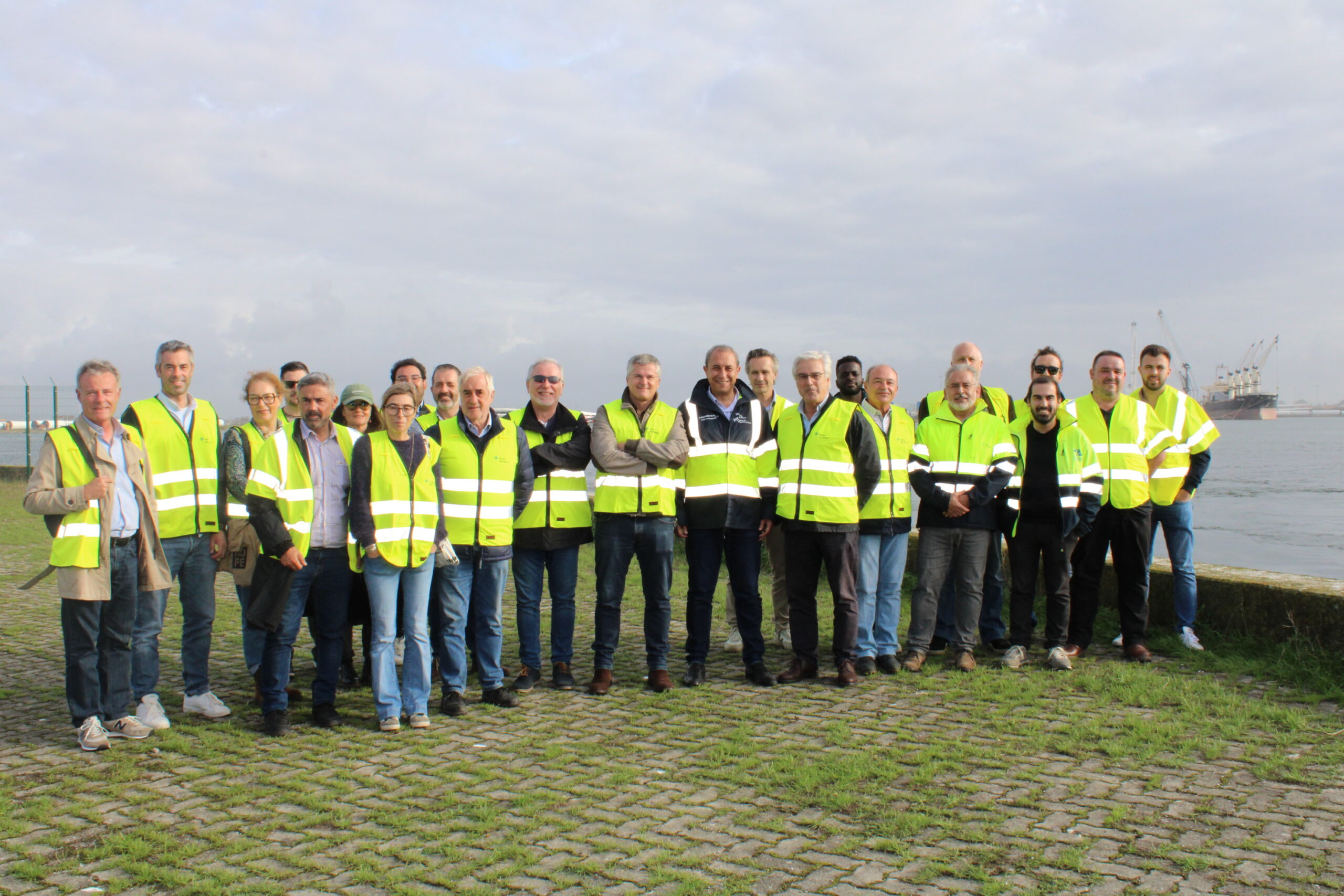 Porto de Aveiro recebe visita técnica da Delegação Distrital de Aveiro da Ordem dos Engenheiros