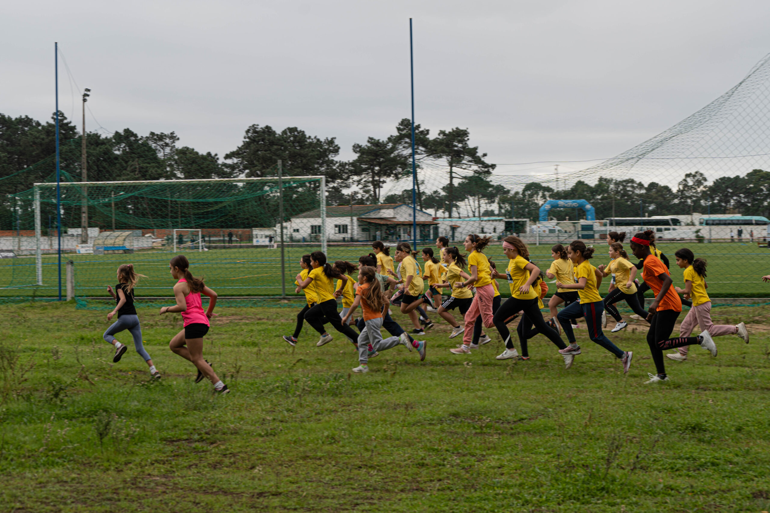 Mais de 350 alunos participaram no Corta-Mato Escolar Municipal 2024