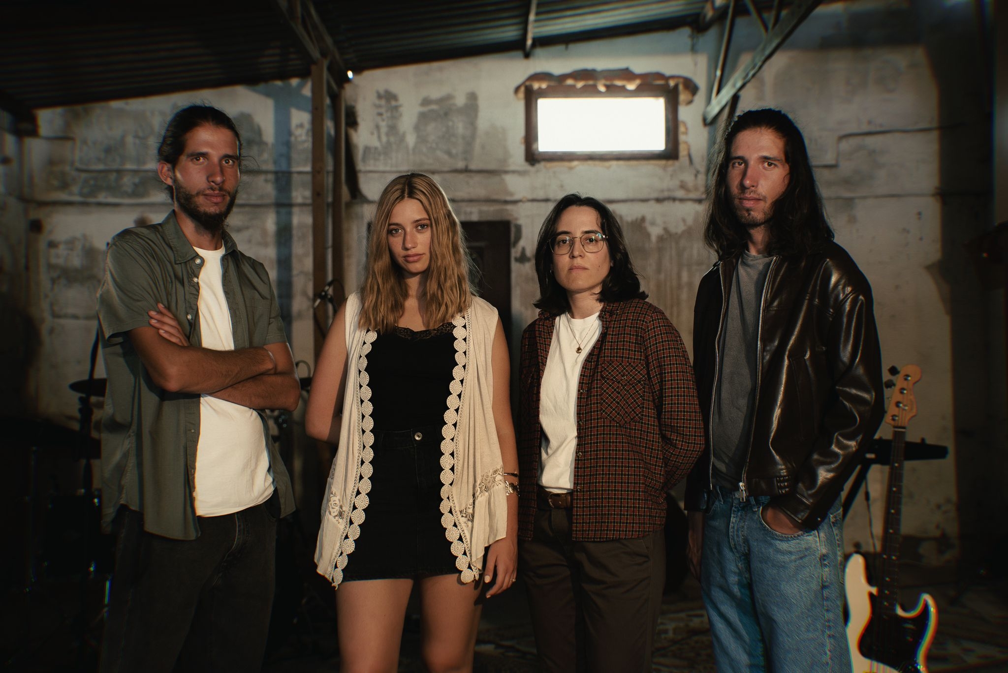 Banda ilhavense AURA lança música contra a violência no namoro